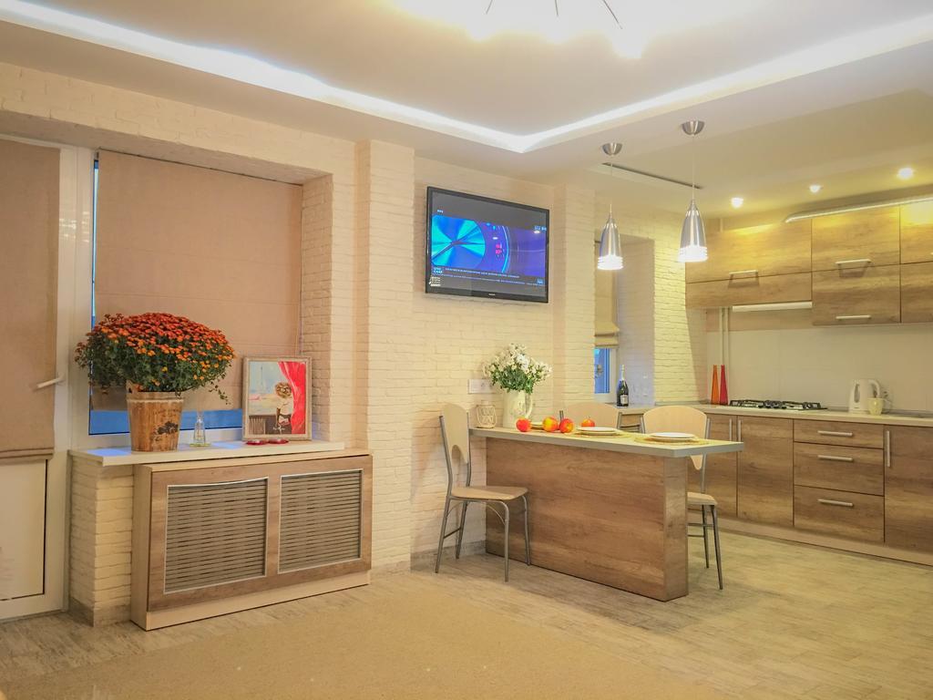 Studio Luxe On Victory Street In The City Center Vinnicja Kültér fotó